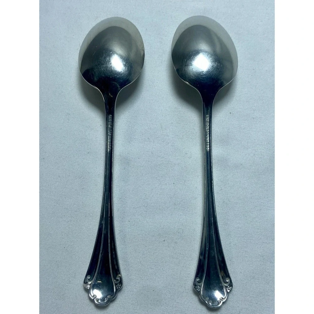 2 ONEIDA FALKIRK Cutlery Table Soup Spoons Vintage‎ Scrolled Handles